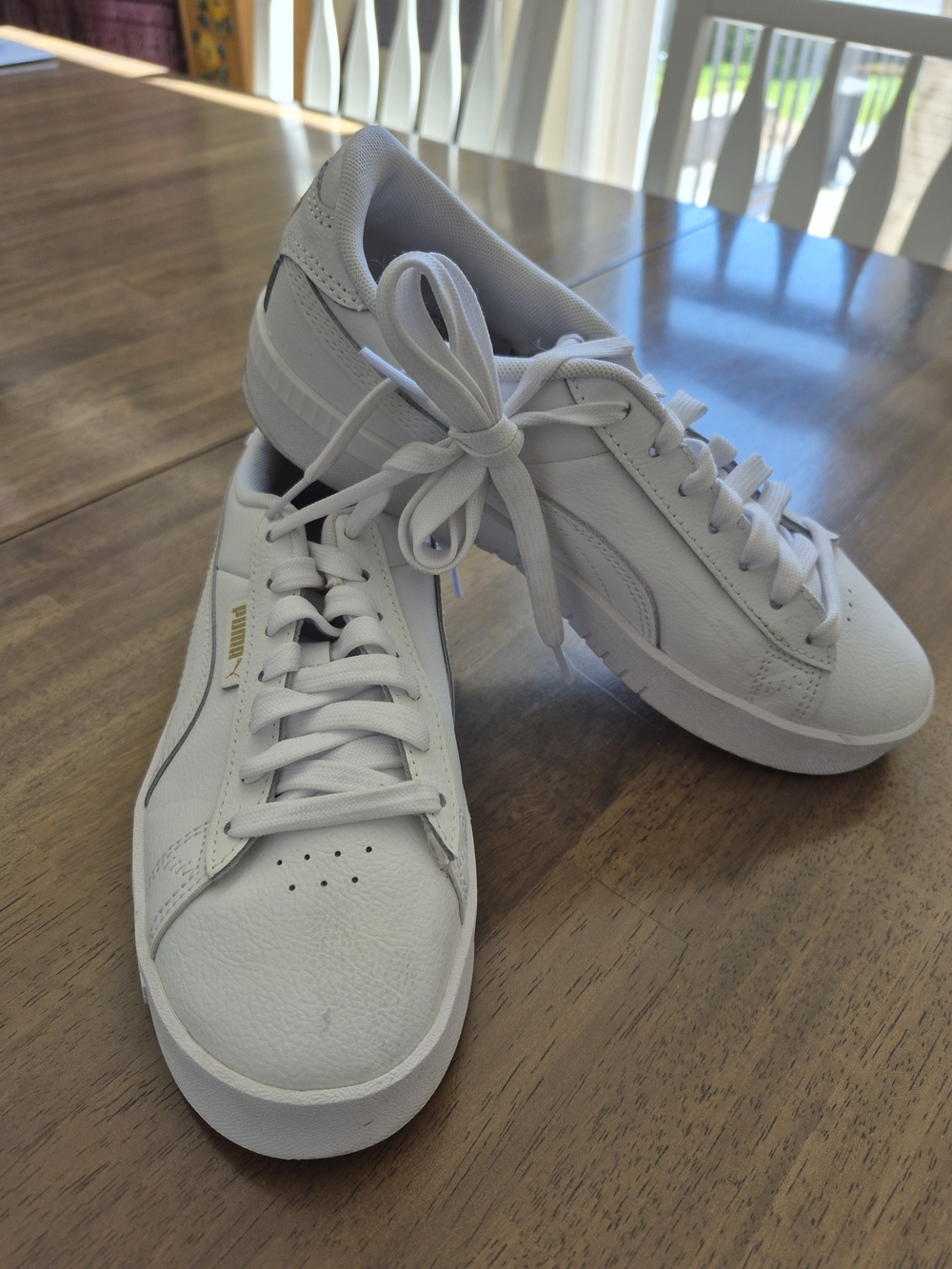 Puma White Leather Low-Top Sneakers with Gold Accent